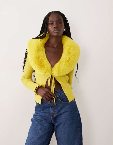 Miss Selfridge cardigan con laccetti sul davanti, collo e polsini in pelliccia, color chartreuse - view 1