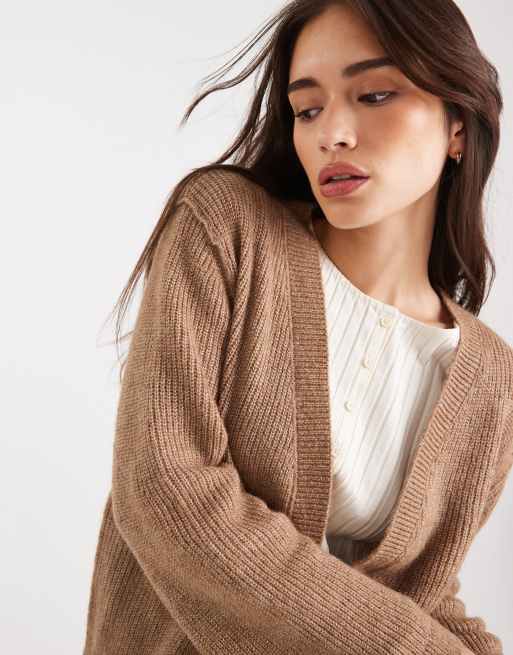 Miss Selfridge - Cardigan fil-à-fil color cammello, 3 di 4
