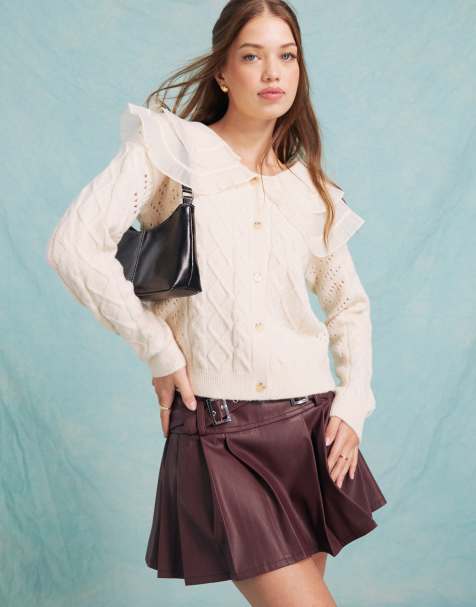 Miss Selfridge - Cardigan in maglia a trecce color crema con colletto a contrasto - view 1
