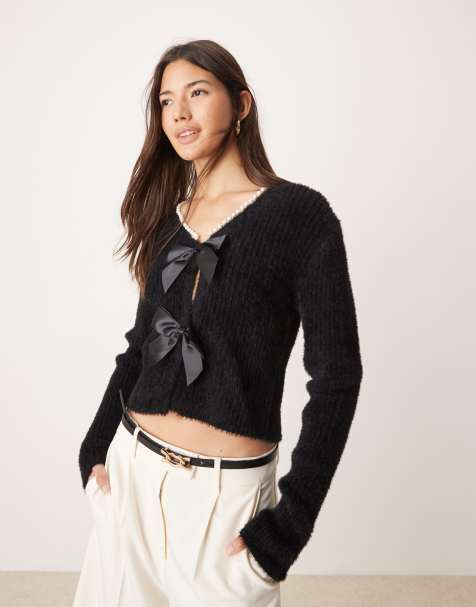 Miss Selfridge - Cardigan in maglia cigliata nero con fiocchi e finiture con perle sintetiche - view 1