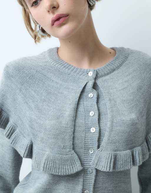 Miss Selfridge cardigan med flæser og knapper foran i grå, 4 af 5