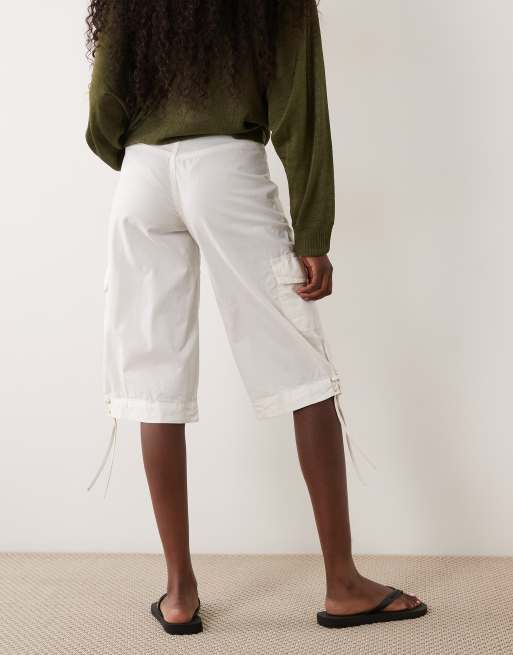 Miss Selfridge cargo capris in cream, 5 of 5
