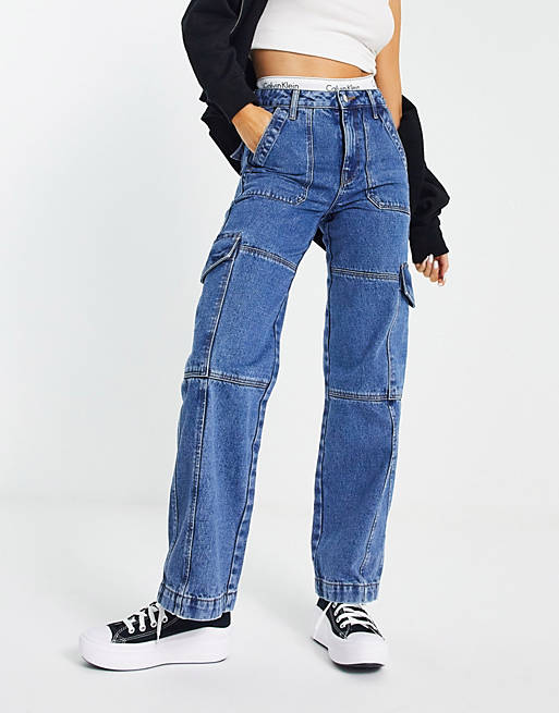 Miss Selfridge – Cargo-Jeans in dunkelblauer Waschung mit weitem Bein | ASOS