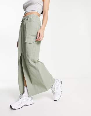 Miss Selfridge cargo pocket maxi skirt in khaki-Green