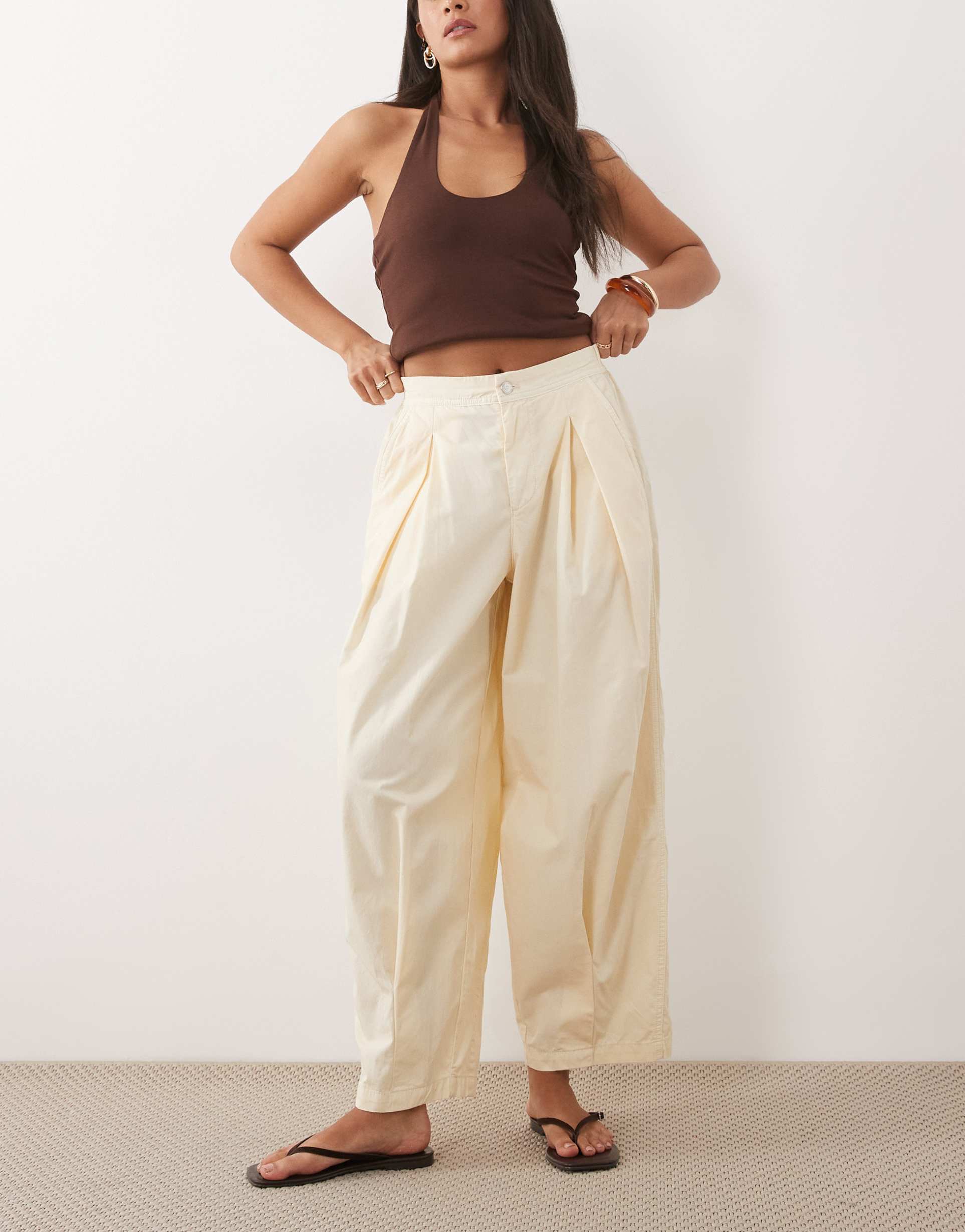 miss selfridge casual balloon pants in buttermilk
