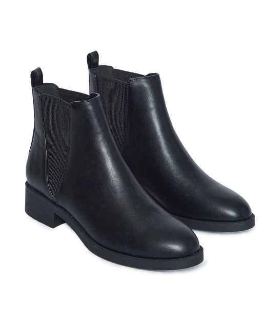 Miss selfridge sales chelsea boots