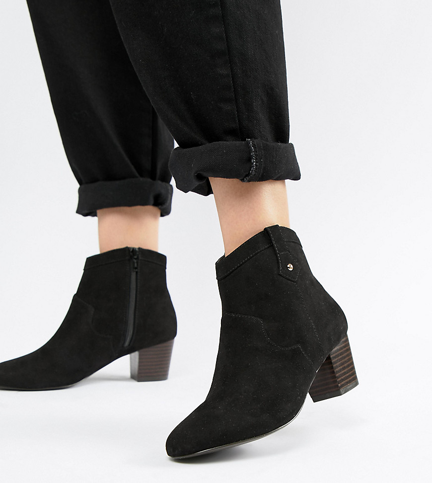 Miss Selfridge - Chelsea boots van imitatiesuède met hak in zwart