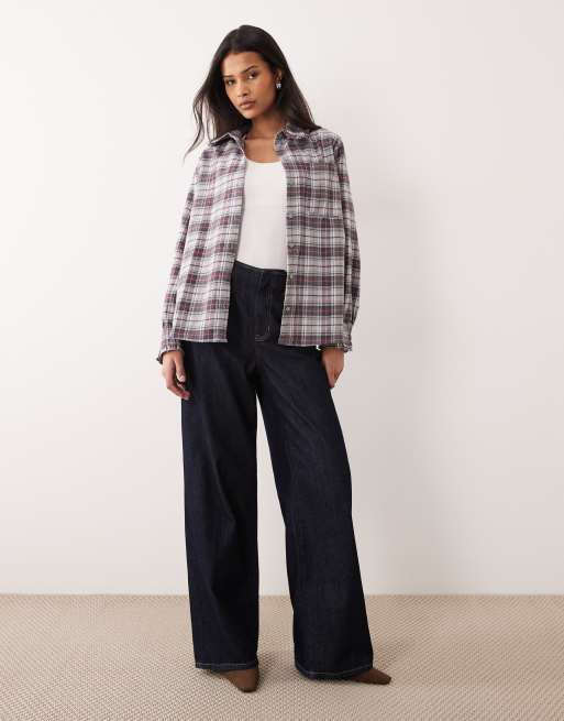 Miss Selfridge - Chemise oversize à carreaux avec bords à volants, 2 de 4