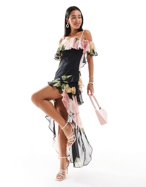 Miss Selfridge – Chiffon-Maxikleid im Bardot-Stil mit großflächigem Blumenmuster und asymmetrischem Saum