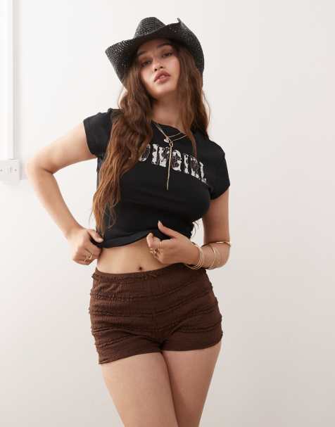 Miss Selfridge - Chokoladebrune shorts med flæsedetaljer - view 1