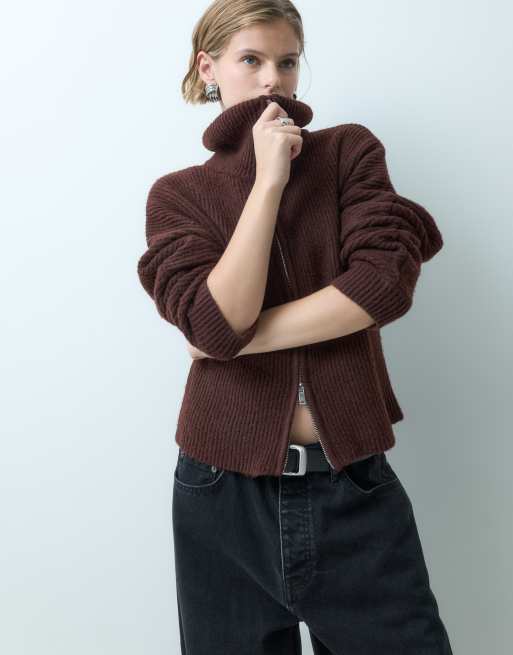 Miss Selfridge chunky rib knit zip batwing cardigan in chocolate, 4 of 5