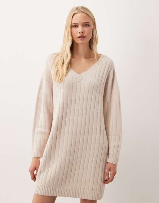 Miss Selfridge chunky rib V neck slouchy mini dress in cream, 2 of 4