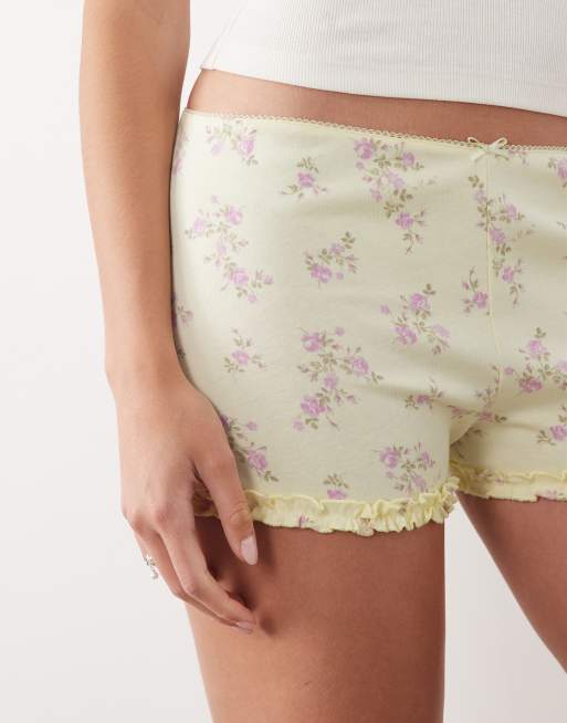 Miss Selfridge - Citrongule ribbede shorts med flæsekant og blomstermønster, 5 af 5