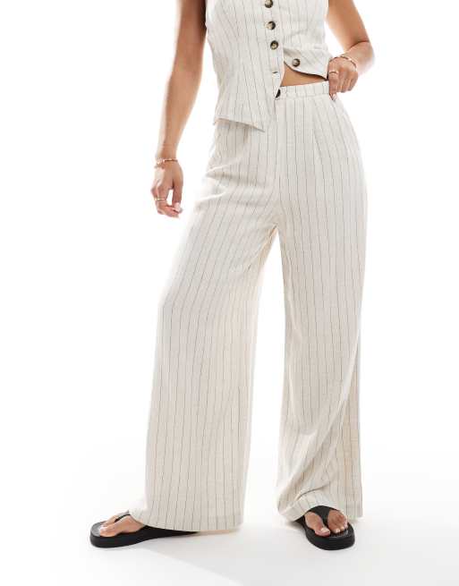Miss Selfridge co-ord tailored wide leg trouser in pinstripe, 2 of 5