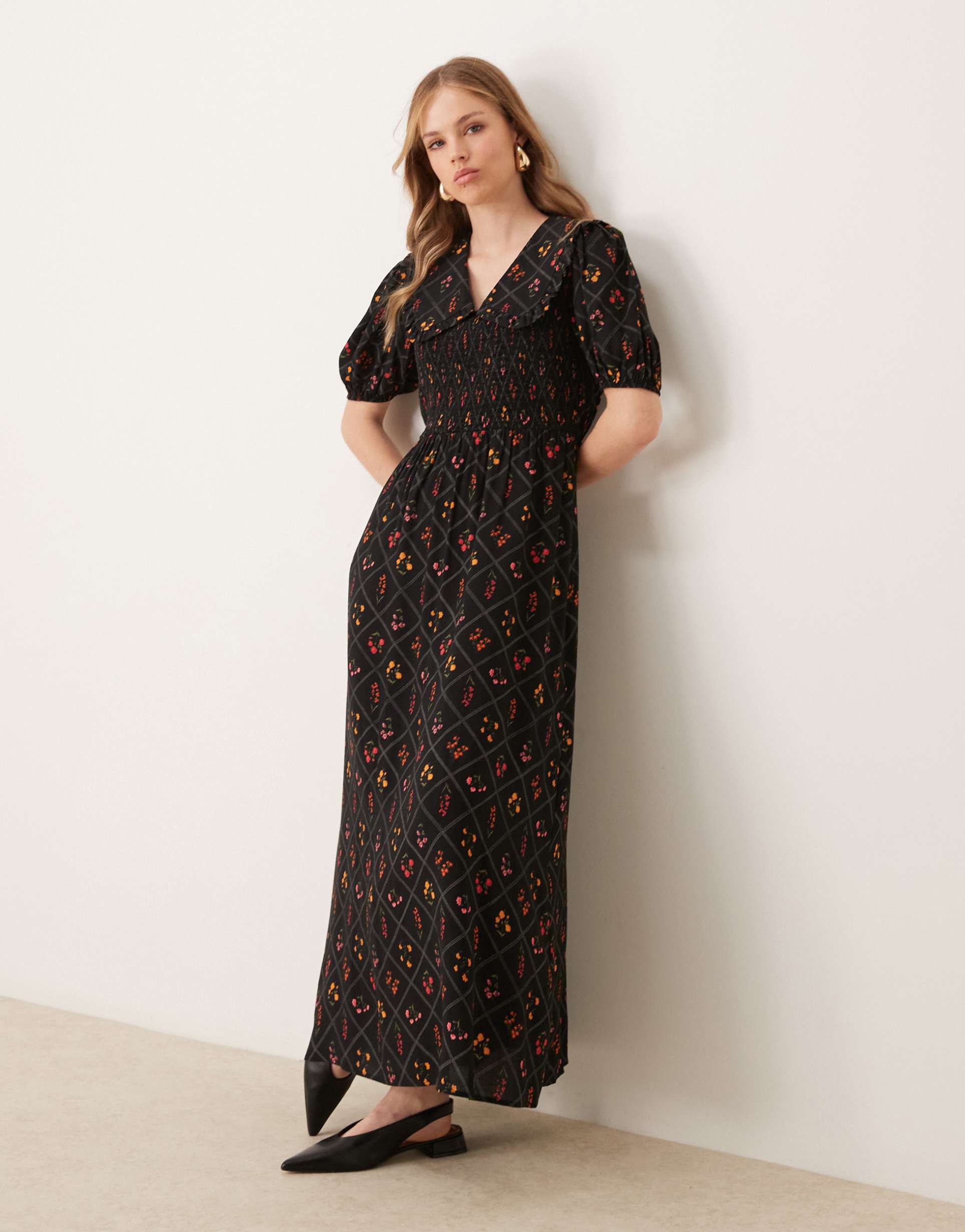 miss selfridge collared check maxi dress in floral print