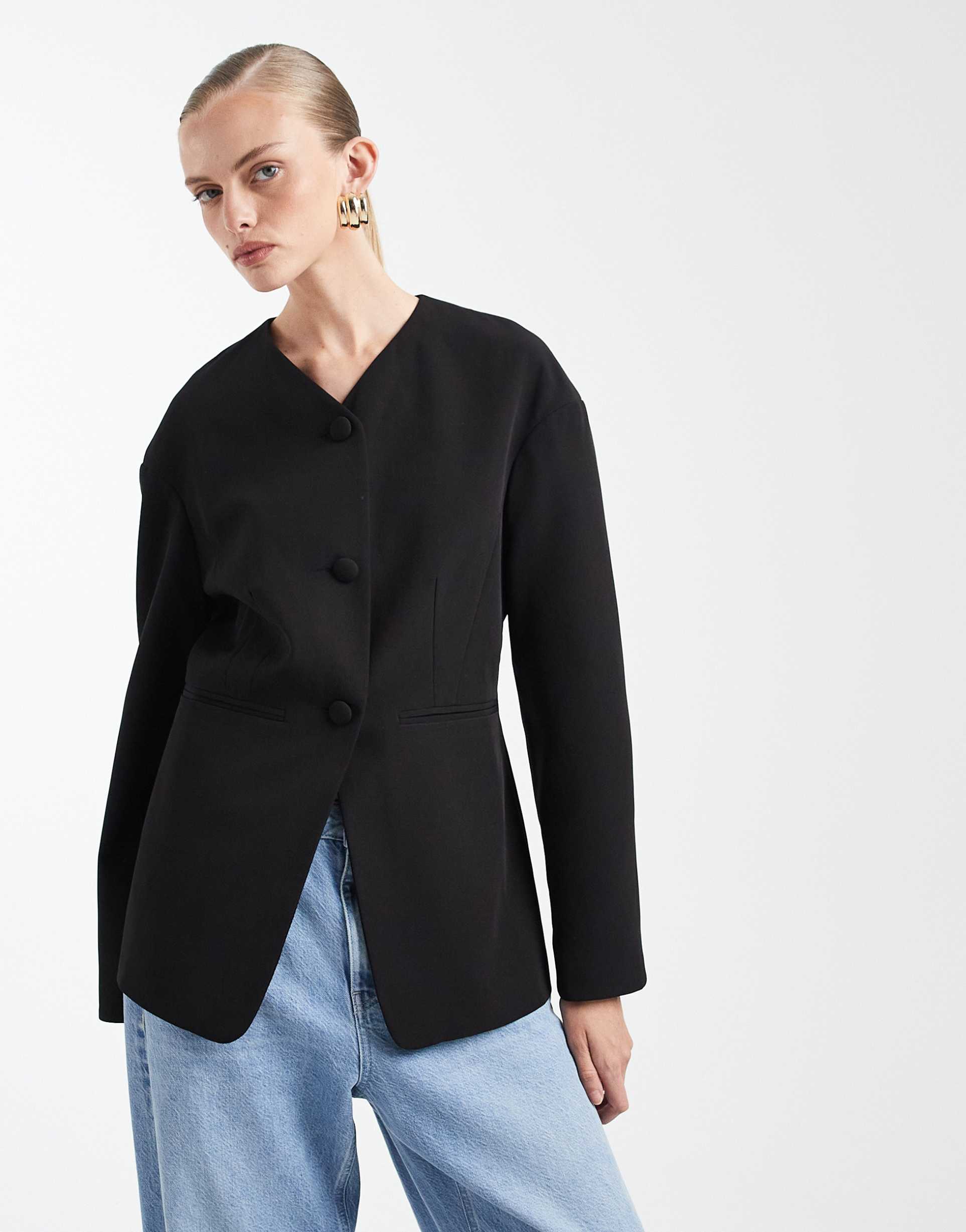 miss selfridge collarless cinch blazer in black