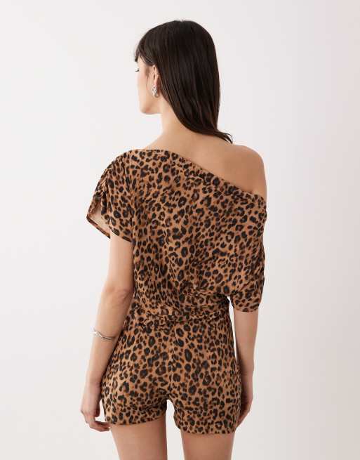 Miss Selfridge - Combishort à épaules dénudées et imprimé léopard, 4 de 4
