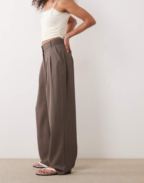 Miss Selfridge - Conjunto de sastre beis grisáceo - view 1