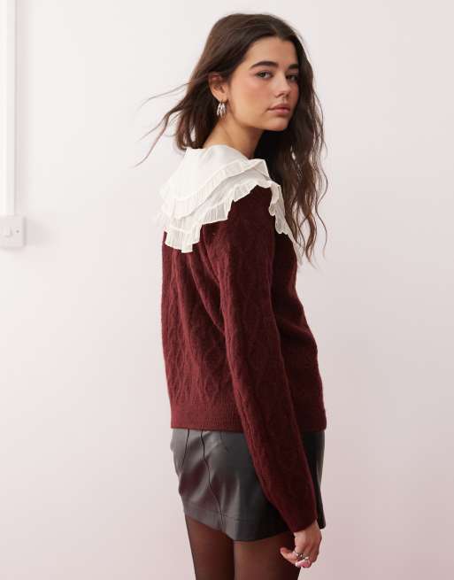 Miss Selfridge contrast collar detail cable knit cardigan in wine, 4 of 4