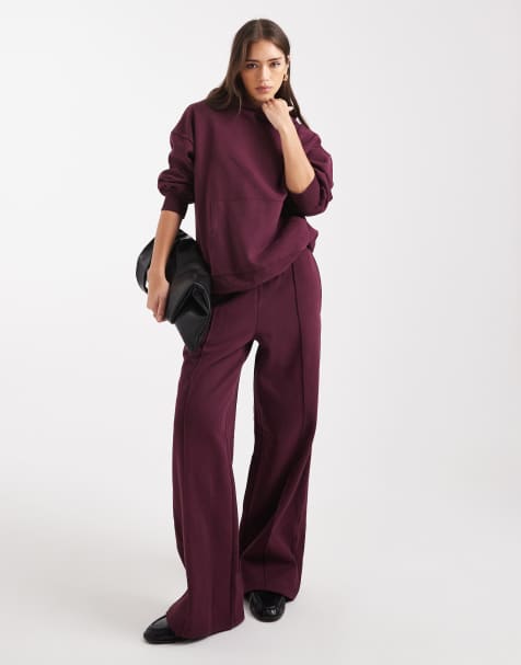 Miss Selfridge - Coordinato color prugna con joggers con fondo ampio e felpa - view 1