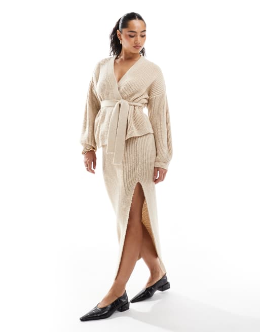 Miss Selfridge - Coordinato in maglia color pietra con gonna lunga