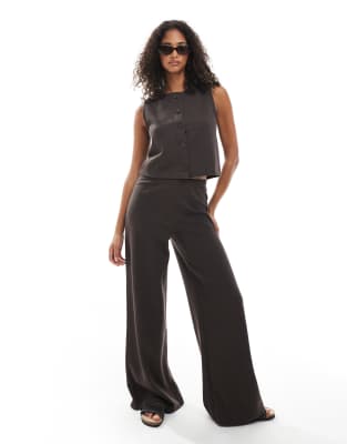 Miss Selfridge - Coordinato premium morbido color cioccolato a coste