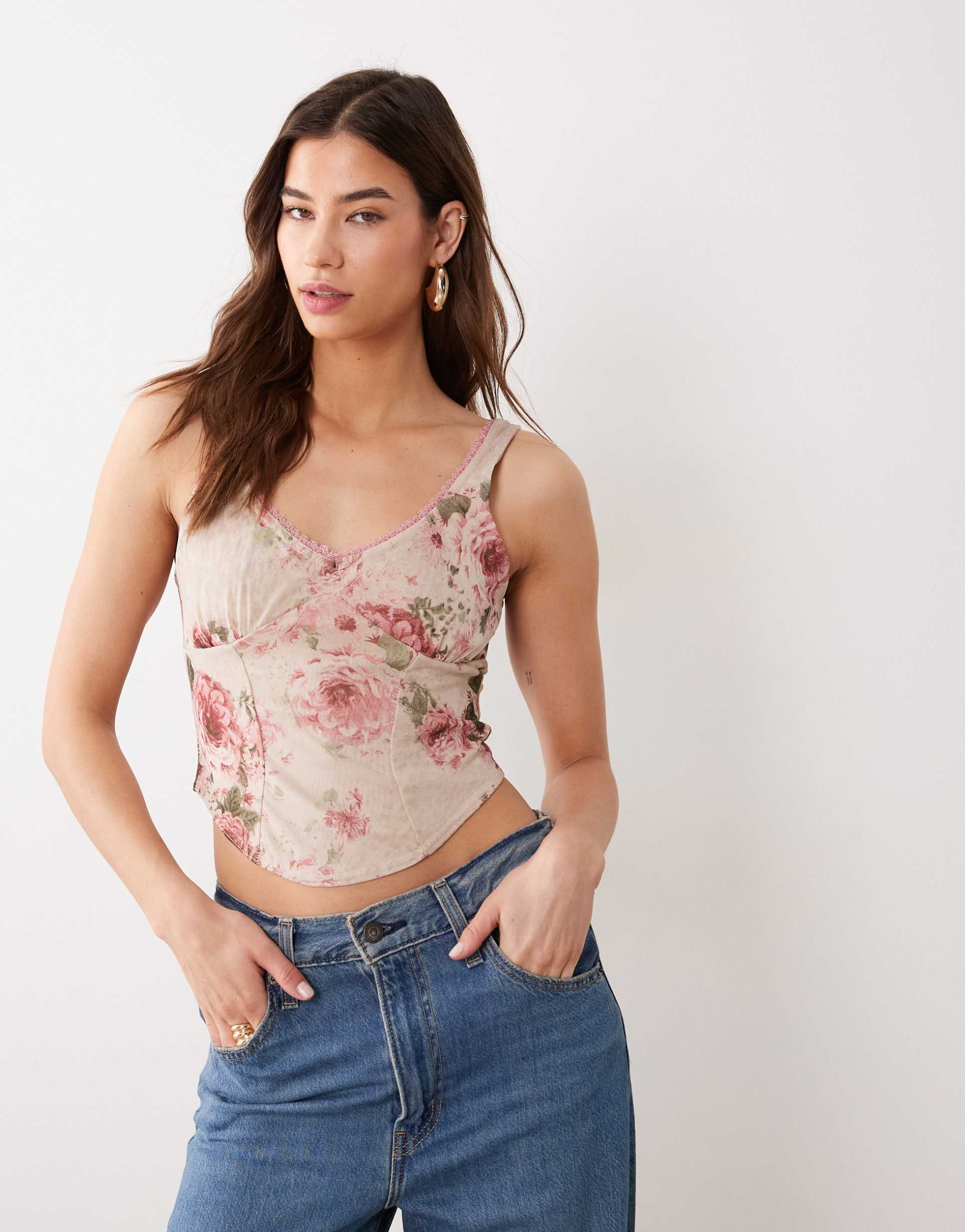 miss selfridge corset cami top in vintage floral print