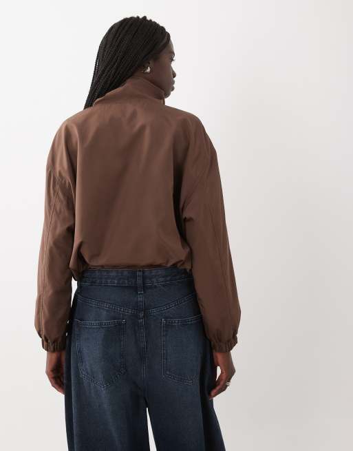Miss Selfridge coupe-vent à détail festonné couleur chocolat, 4 de 4