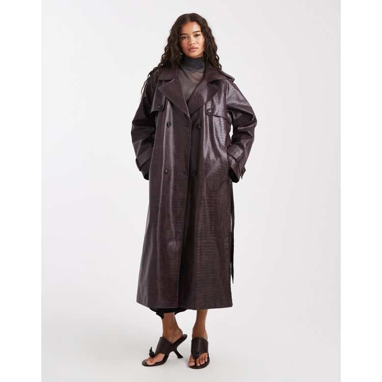 Miss Selfridge crackled faux leather trench coat in plum | ASOS