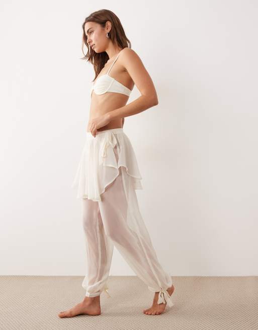 Miss Selfridge - Cremefarvede strandbukser i chiffon med sarong-overlag, 2 af 5