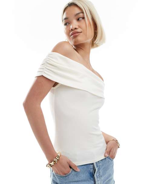 Miss Selfridge - Cremehvid bardot-top med foldet kant - view 1