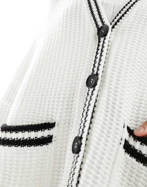 Miss Selfridge - Cremehvid lang varsity-cardigan med kontrastkanter, 2 af 4