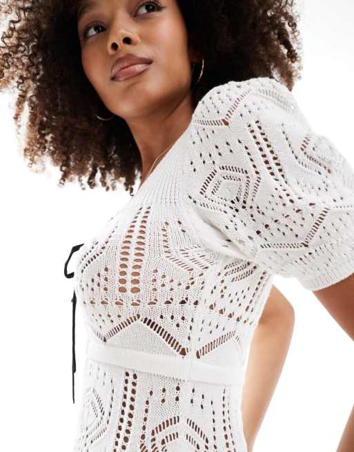 Miss Selfridge crochet short sleeve knit dress with bow detail in cream |  ASOS