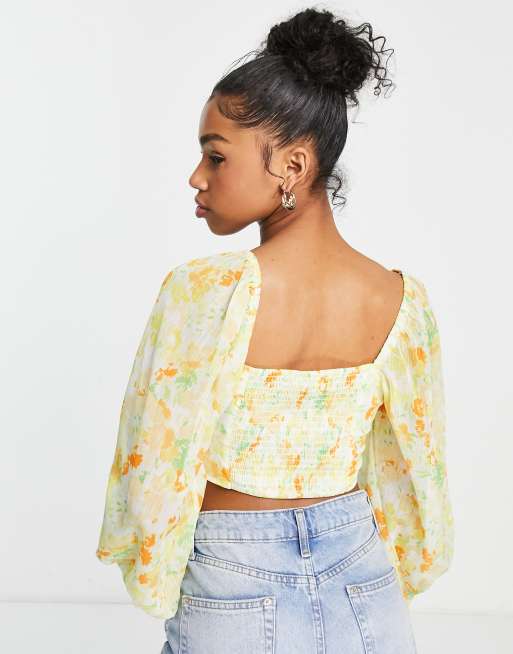 Miss Selfridge - Crop top in chiffon a fiori sfumato, 2 di 4