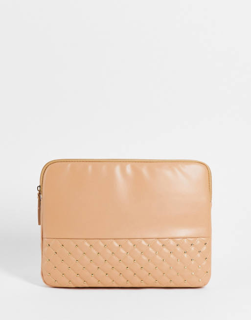 Miss Selfridge - Custodia per laptop color talpa con borchie 
