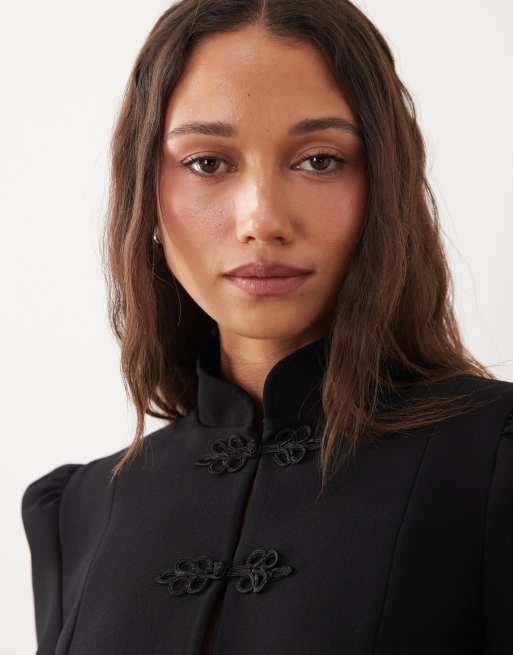Miss Selfridge – Czarna dopasowana kurtka z bufkami, 4 z 4