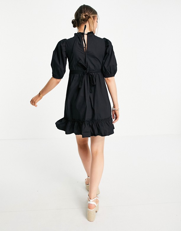  Cielsko Miss Selfridge – Czarna popelinowa zwężana na gÓrze i rozszerzana na dole sukienka z ozdobnym przeszyciem Black