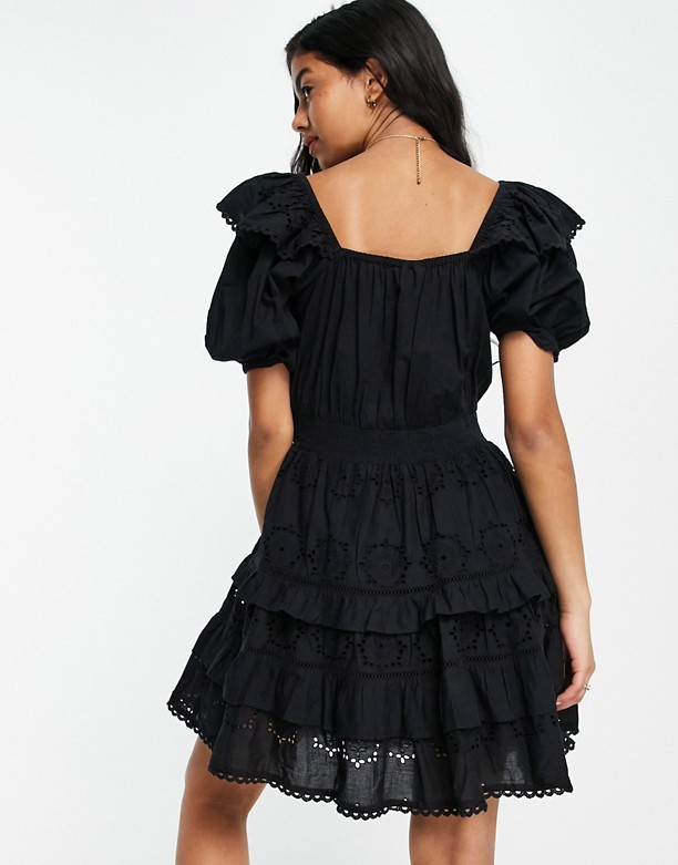  Cielsko Miss Selfridge – Czarna sukienka mini z falbankami Black