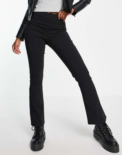Miss Selfridge – Czarne spodnie z rozszerzanymi nogawkami z bengaliny, 3 z 4