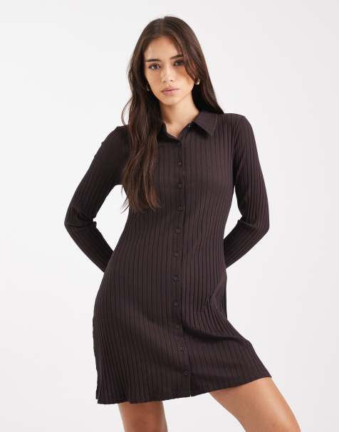 Miss Selfridge – Czekoladowa zapinana na guziki sukienka mini w prążki z kołnierzykiem polo - view 1