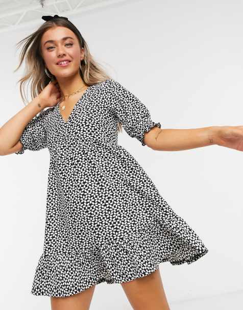 Miss Selfridge daisy print smock dress in black