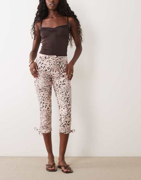 Miss Selfridge denim capri med rosetter i djurmönster - view 1