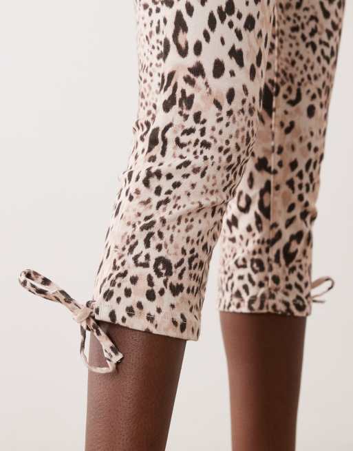 Miss Selfridge denim capri pants with bows in animal print, 4 of 5