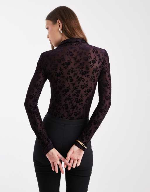 Miss Selfridge – Devoré-Body in Lila mit hohem Kragen, 4 von 4