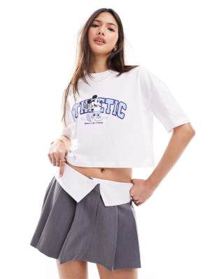 Miss Selfridge - Disney - T-Shirt mit „Athletic"-Micky-Maus-Grafikprint-Weiß