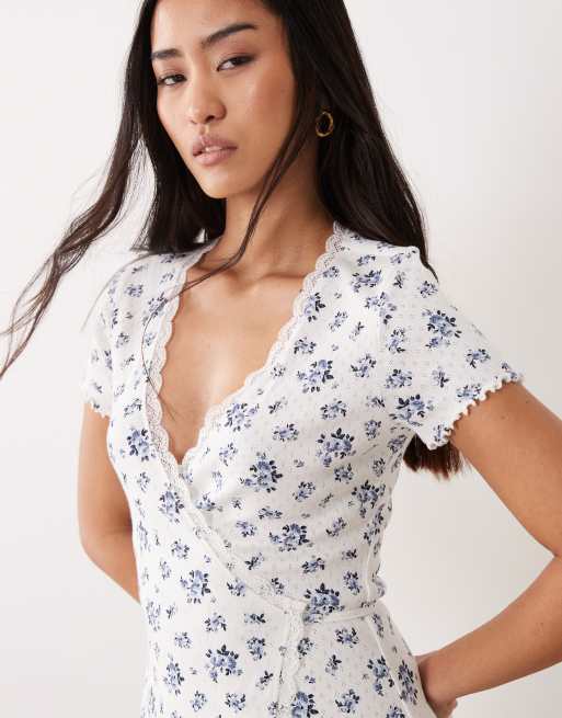 Miss Selfridge ditsy print pointelle lace trim wrap dress, 3 of 4