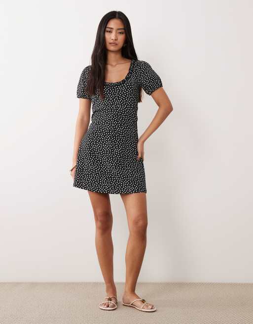 Miss Selfridge ditsy print ruffle detail milkmaid dress, 2 of 4