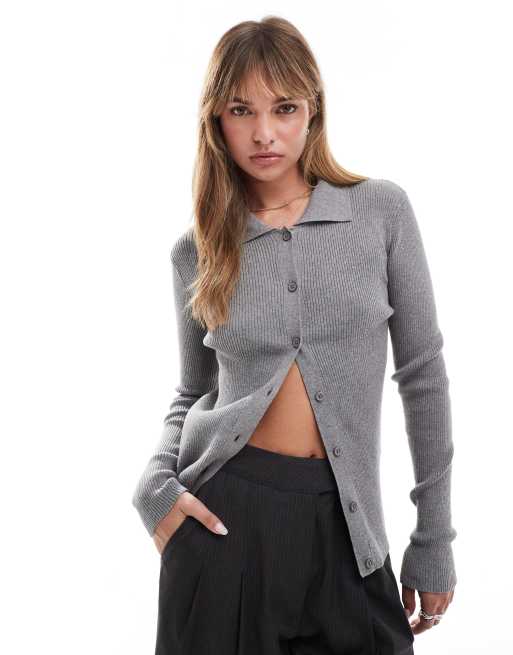 Miss Selfridge – Dopasowany prążkowany kardigan z dzianiny w szarym melanżowym kolorze
