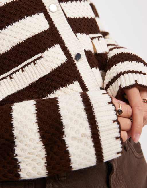 Miss Selfridge double pocket stripe blanket stitch cardigan in buttermilk, 3 of 4