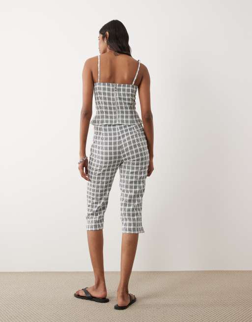 Miss Selfridge - Elegante capribroek met borduursels en gingham ruit, deel van co-ord set, 4 van 5